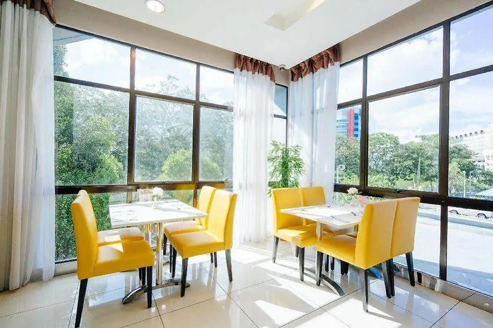 Raia Hotel Kota Kinabalu